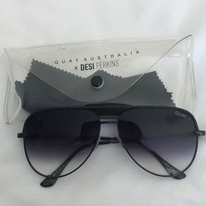 QUAYxDESI high key black fades